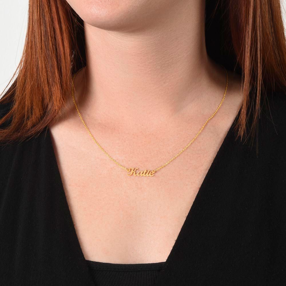 Name plate necklace