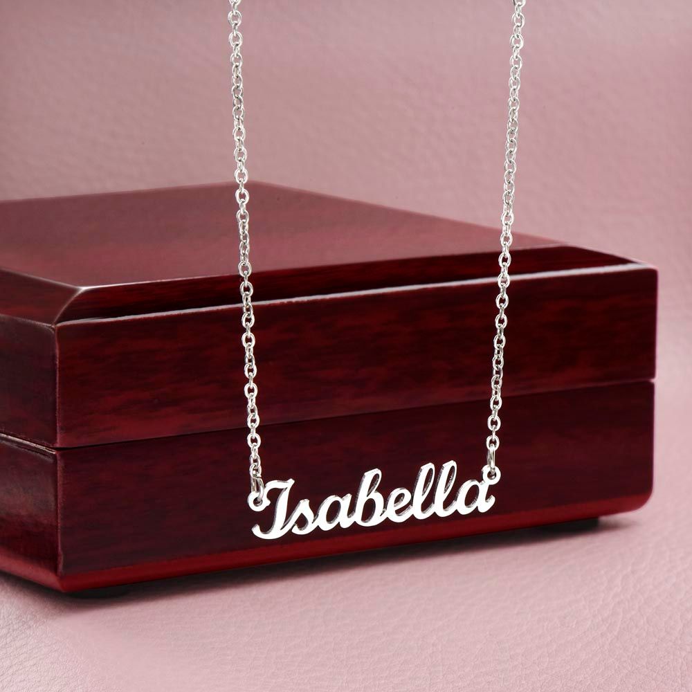 Name plate necklace